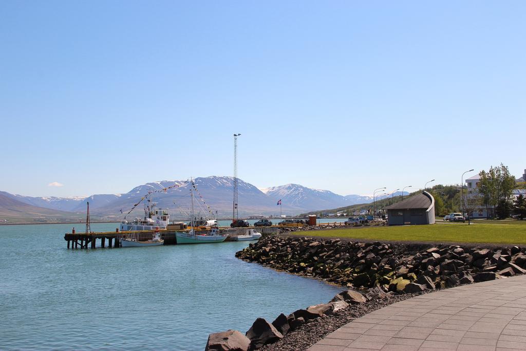 Acco Guesthouse Akureyri Exterior photo