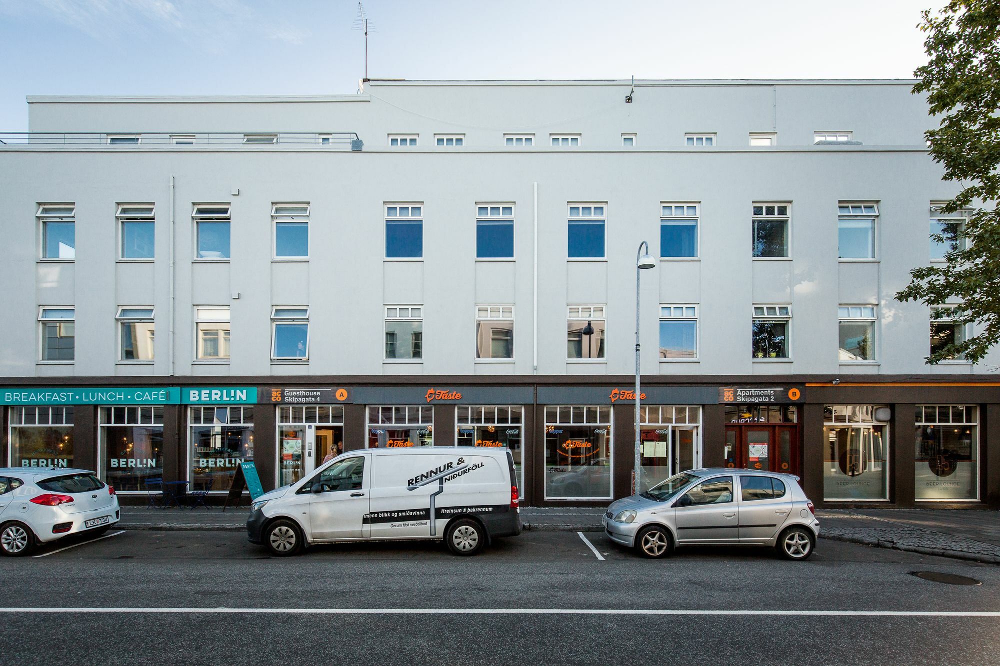 Acco Guesthouse Akureyri Exterior photo